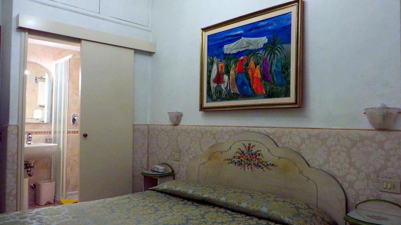 Hotel San Salvador Basic & Local 2 Stars Hotel เวนิส ภายนอก รูปภาพ